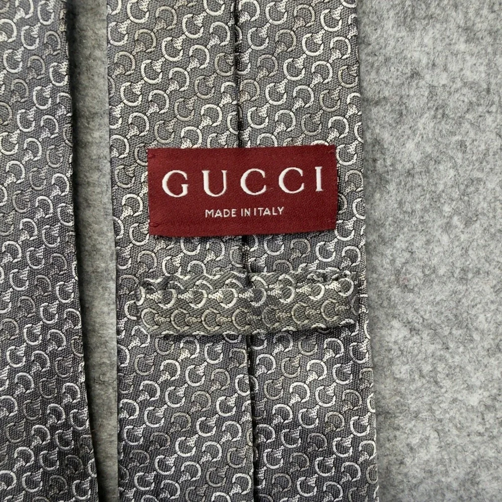 Gucci silk necktie